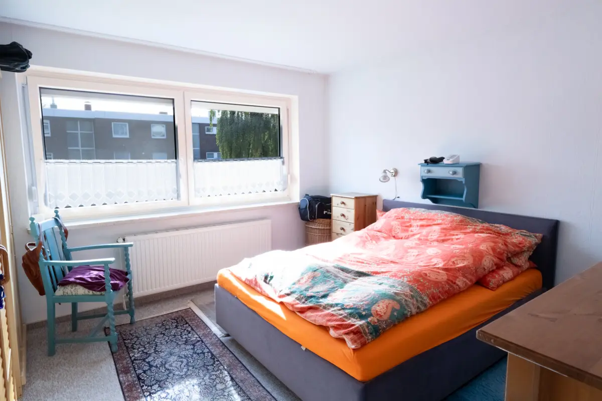 Schlafzimmer 1