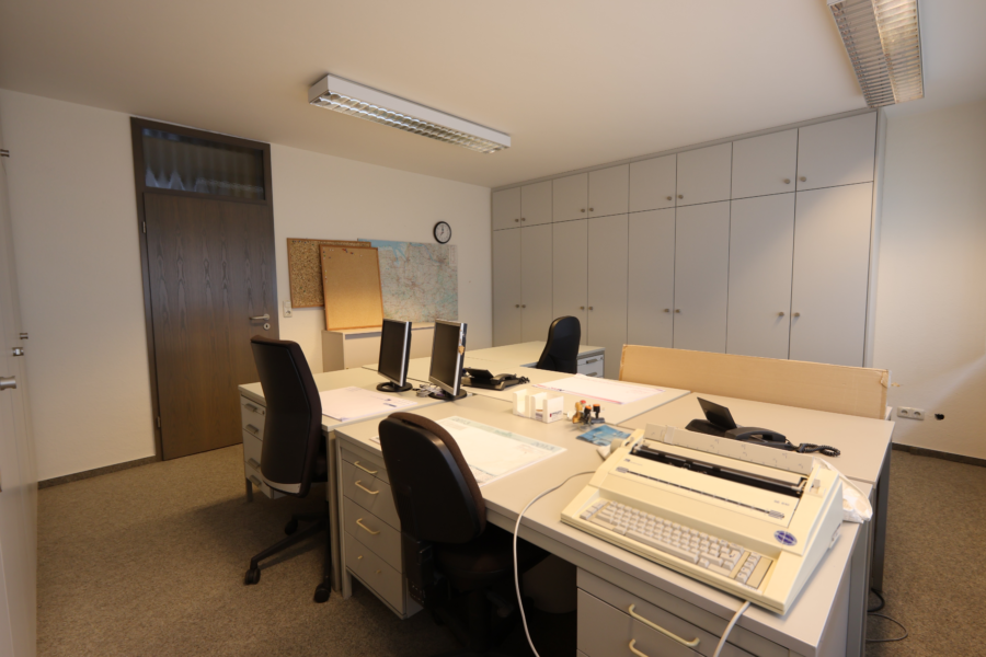 Büro hinten rechts