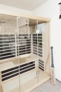 Badezimmer/Infrarotkabine