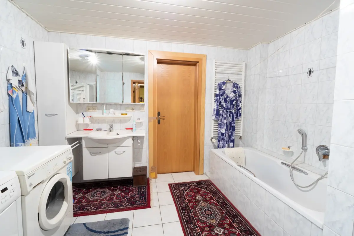 Badezimmer EG