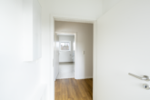 Blick in zum Badezimmer