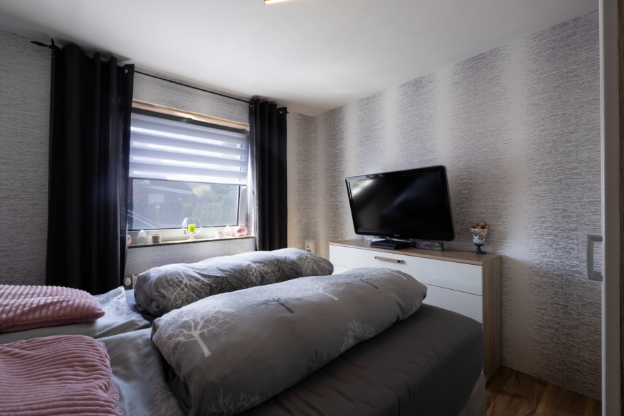 WE EG rechts: Schlafzimmer