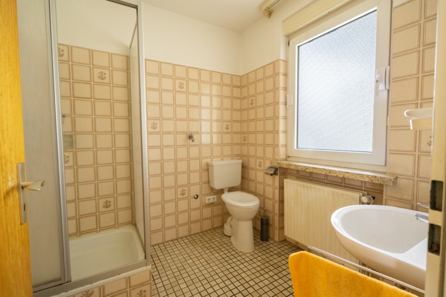 Badezimmer EG